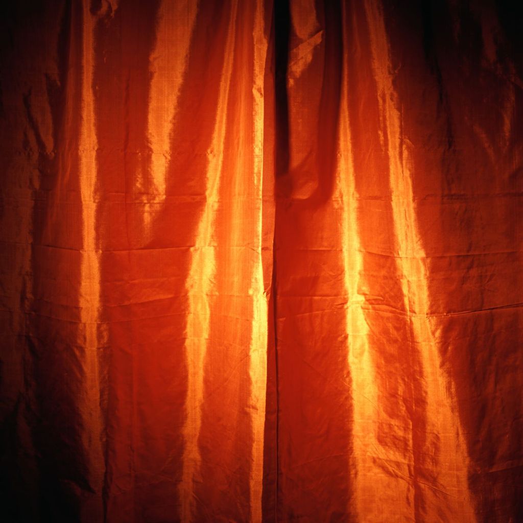 روح‌القدس کيست و چه&nbsp;مي‌کند؟